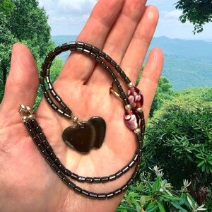 Elegant Black Hematite  Heart Pendant Necklace NWOT